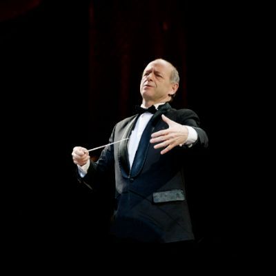 &copy; Kurcsak Istvan