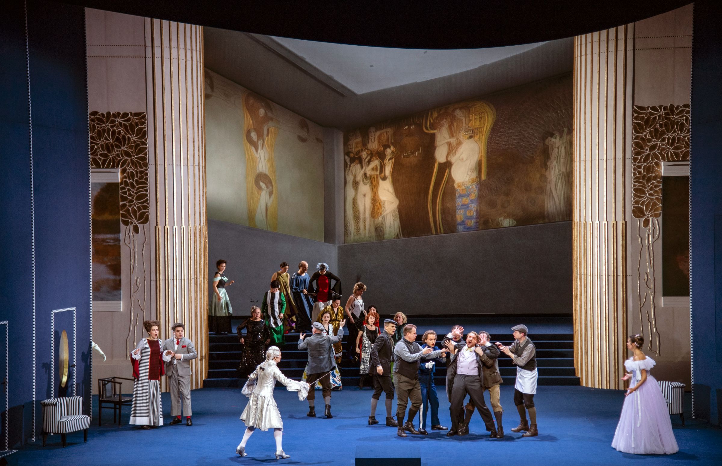 <i>Der Rosenkavalier</i>, Act 2 &copy; Ruth Walz (2020)