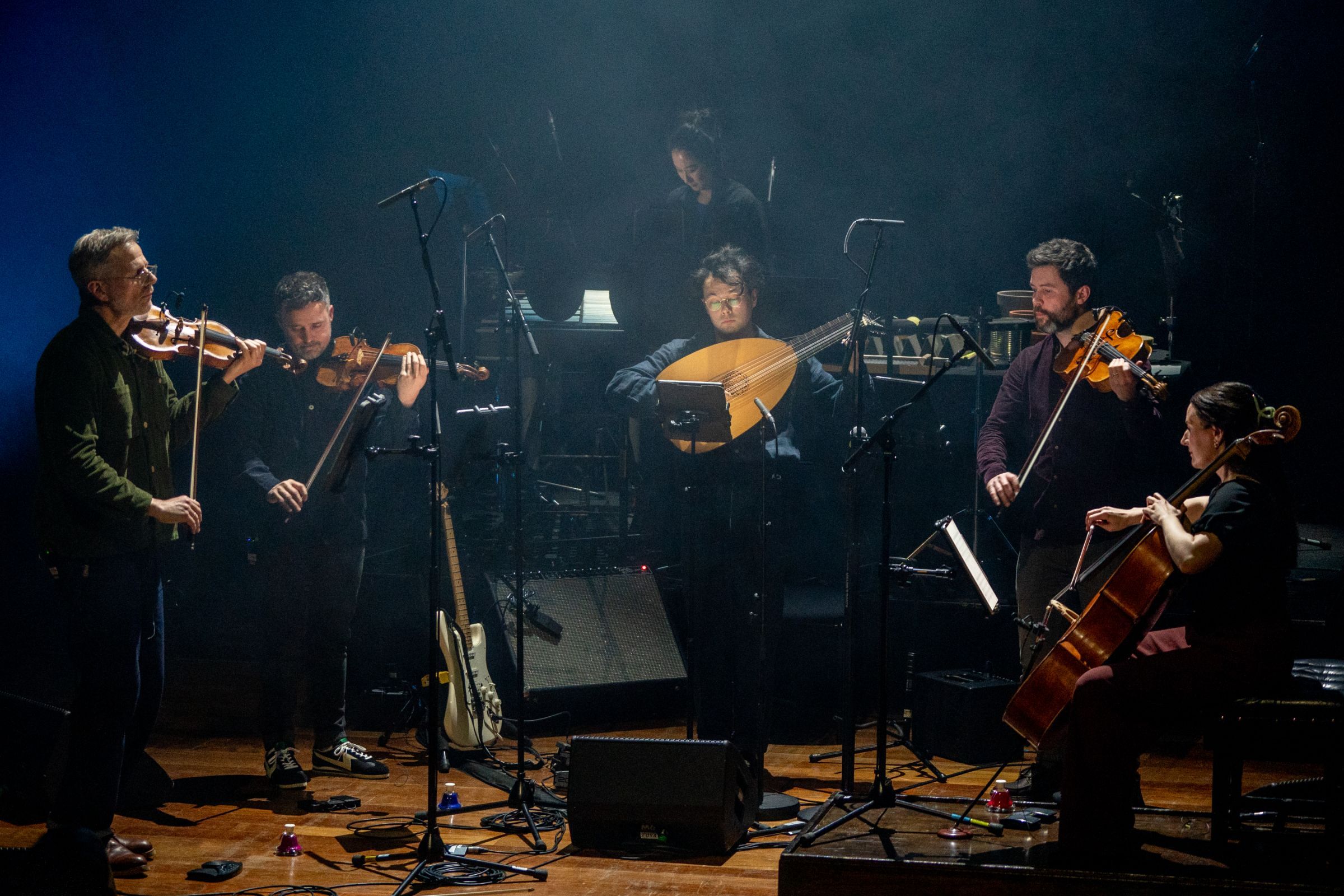 The Manchester Collective and Sean Shibe &copy; Pete Woodhead
