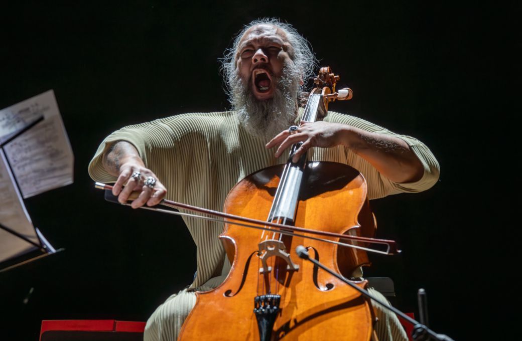 &Eacute;ric-Maria Couturier dans <i>Secousse-Action</i> &copy; Anne-&Eacute;lise Grosbois