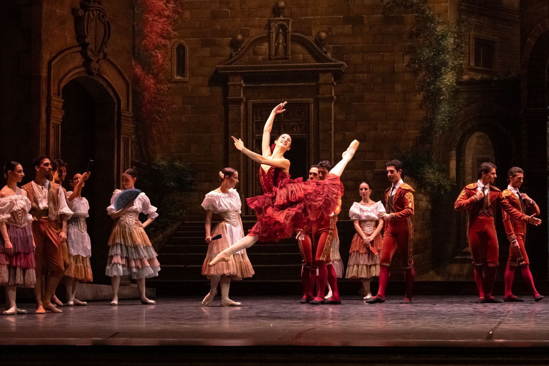Martina Pasinotti as Kitri in <i>Don Quichotte</i> with Teatro Massimo di Palermo &copy; Rosallina Garbo