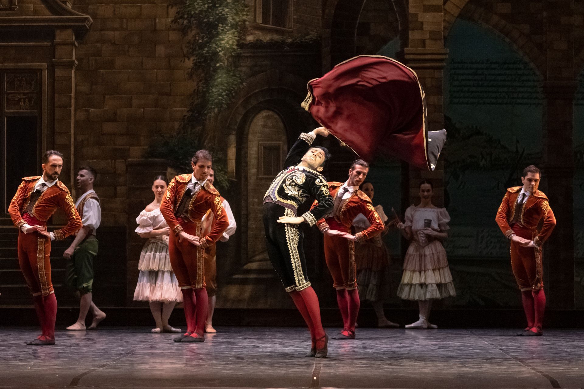 Diego Mulone as Espada in <i>Don Quichotte</i> with Teatro Massimo di Palermo &copy; Rosellina Garbo