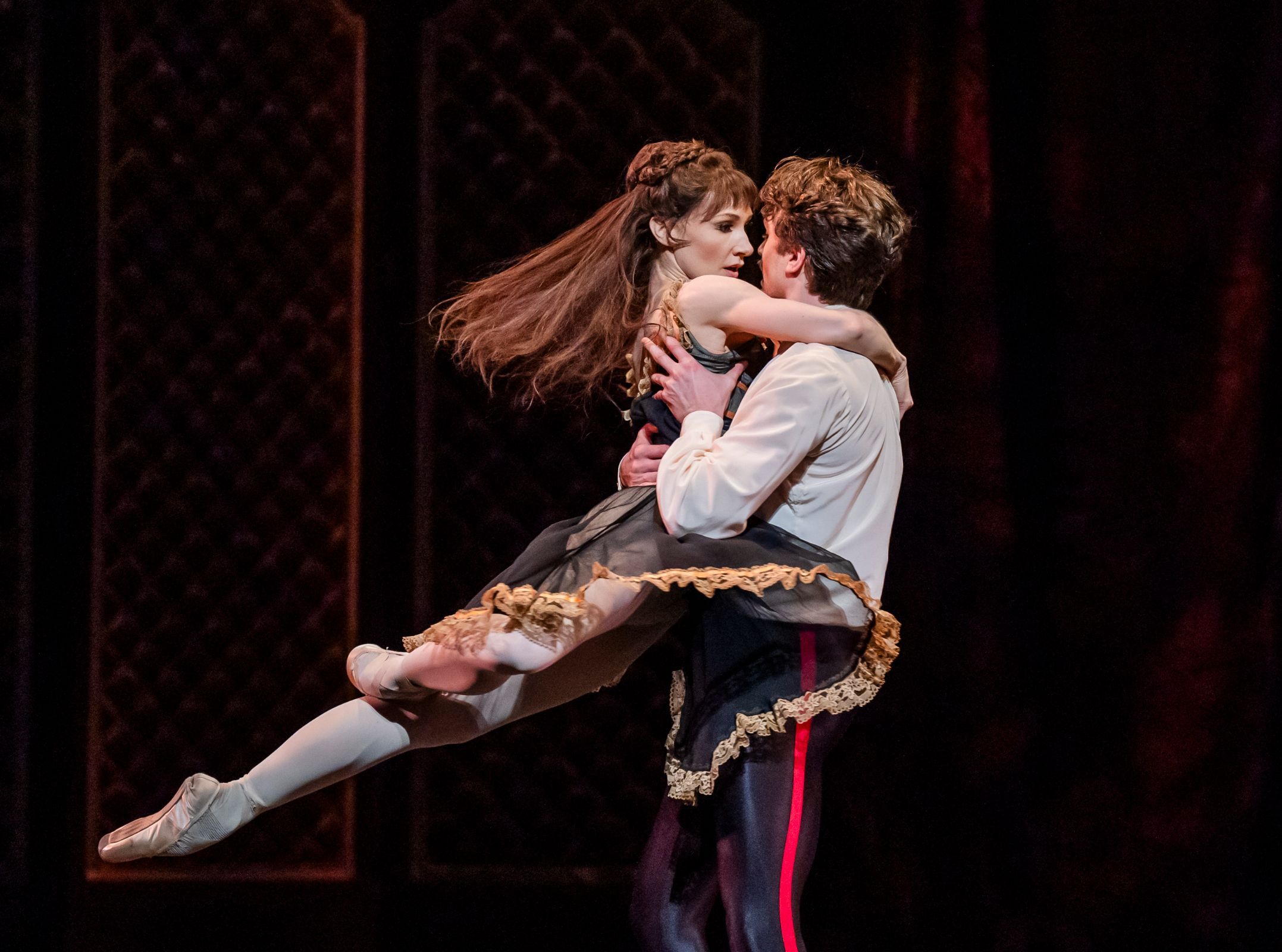Melissa Hamilton as Mary Vetsera and Matthew Ball as Crown Prince Rudolf in MacMillan's <i>Mayerling</i> &copy; 2026 RBO, Tristram Kenton