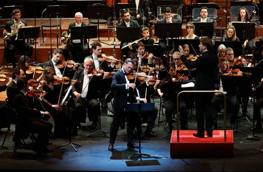 Renaud Capuçon, l'Orchestre National de Lille et Joshua Weilerstein © Caroline Doutre