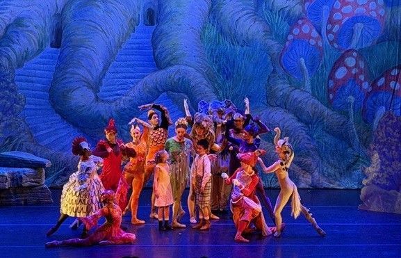 New York Theatre Ballet in <i>Carnival of the Animals</i> © Antonia Franceschi
