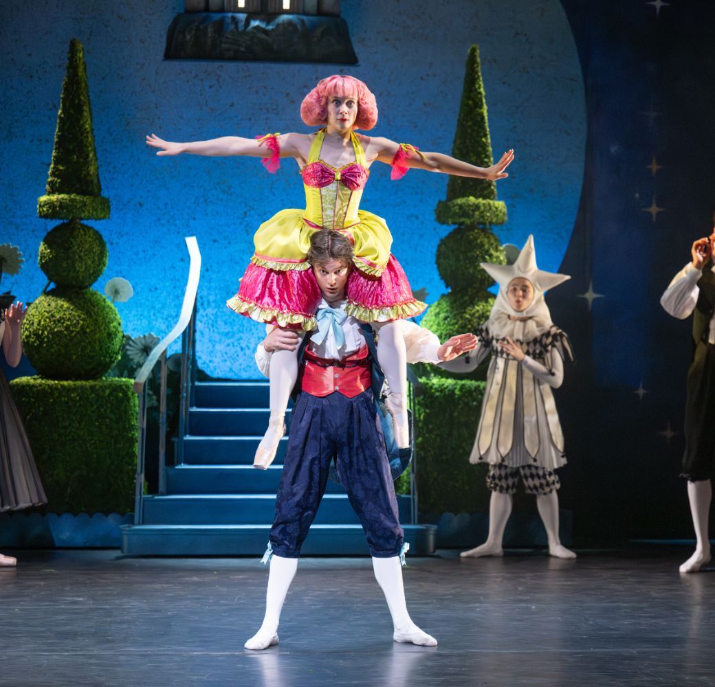 Rocco Strickland as Prince Rowan, Jemima Gosling as Hortensia in <i>My First Ballet: Cinderella</i> &copy; Photography by ASH