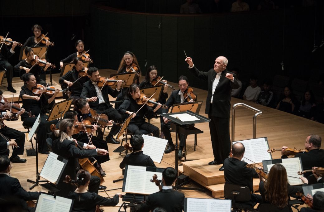 Hans Graf conducts in Singapore &copy; Jack Yam | Singapore Symphony Orchestra