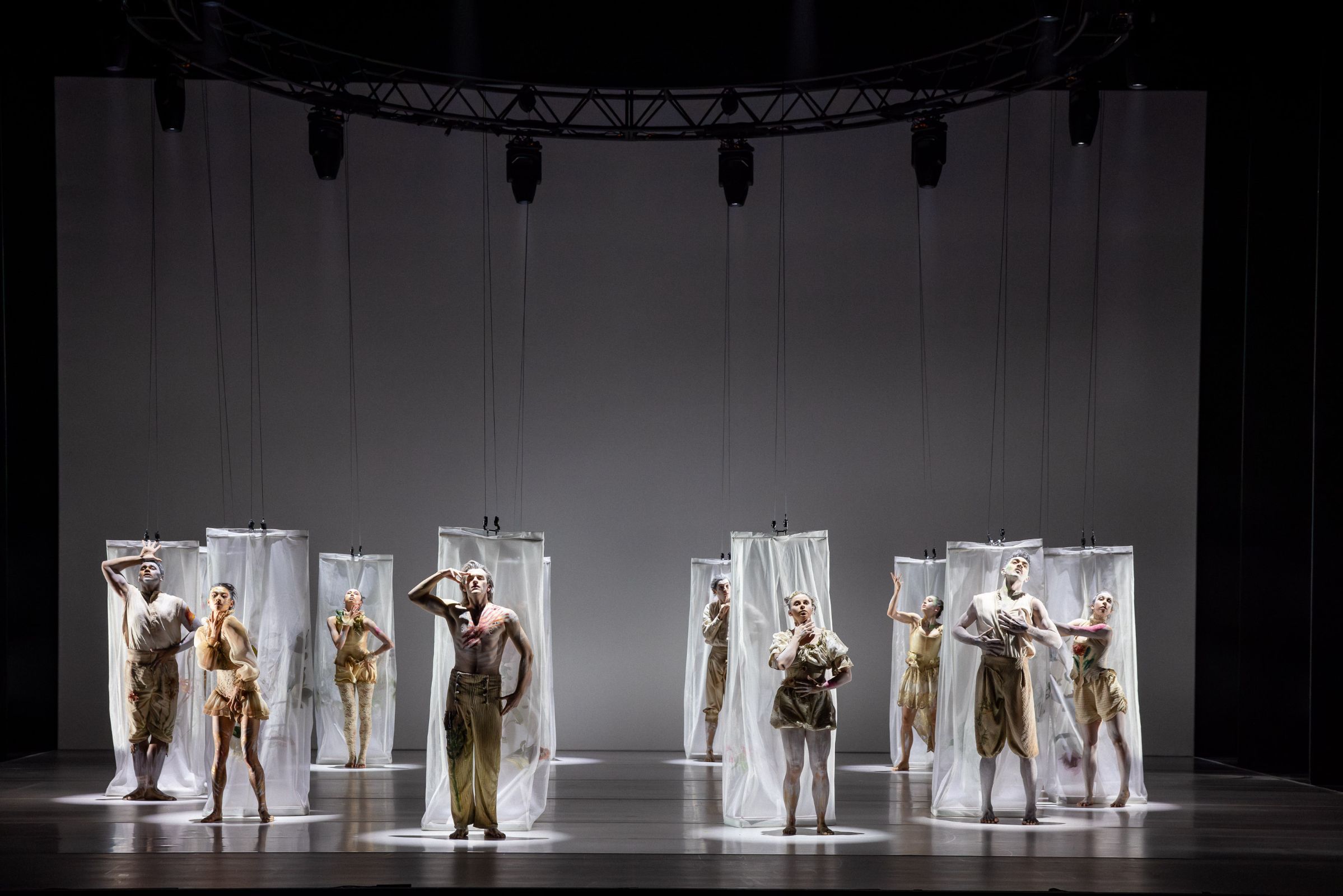 The Australian Ballet and Bangarra Dance Theatre in Frances Rings’ <i>Flora</i> © Daniel Boud