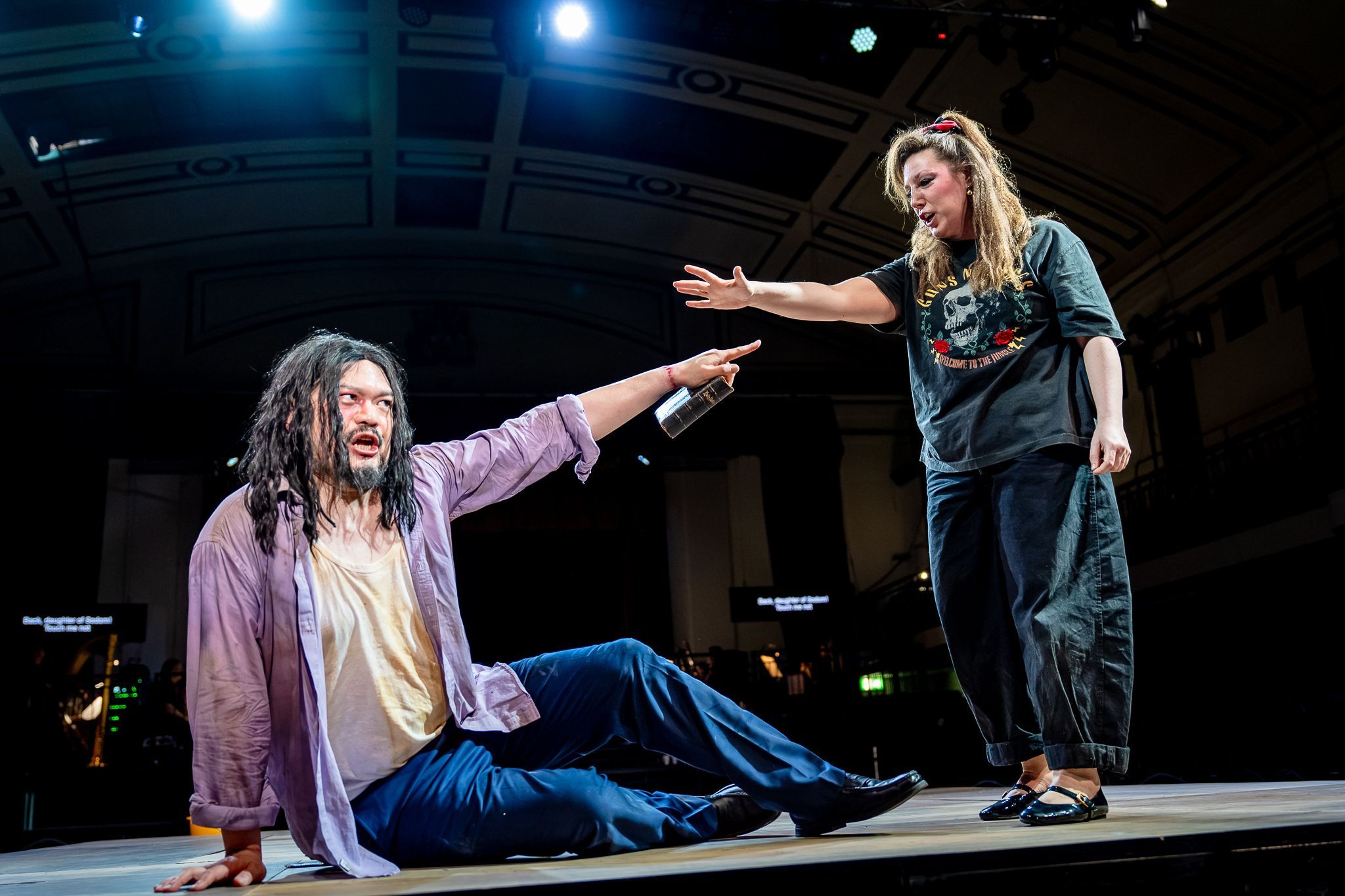 Freddie Tong (Jochanaan) and Kirsty Taylor-Stokes (Salome) © Steve Gregson