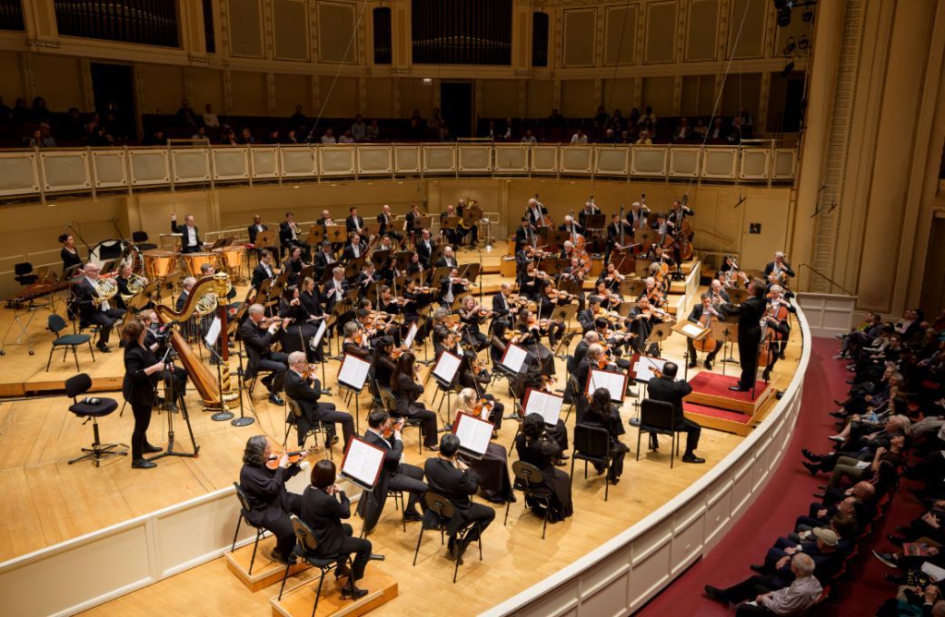 Jakub Hrů&scaron;a and the Chicago Symphony Orchestra &copy; Todd Rosenberg Photography