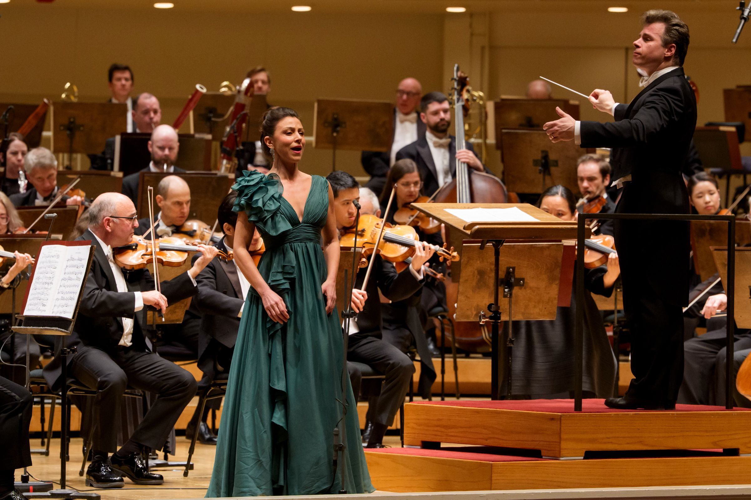 Corinne Winters, Jakub Hrůša and the Chicago Symphony Orchestra &copy; Todd Rosenberg Photography