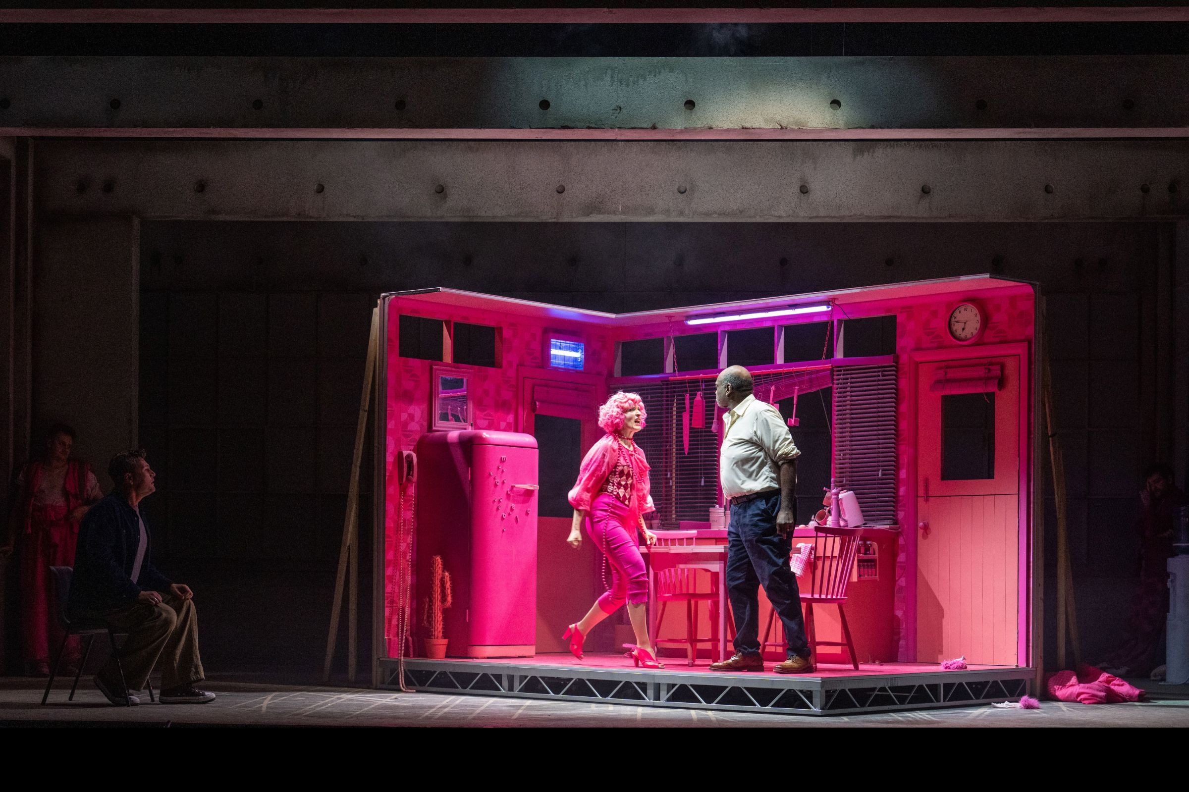 Paula Sides (Nedda), Ronald Samm (Canio) © Richard Hubert Smith