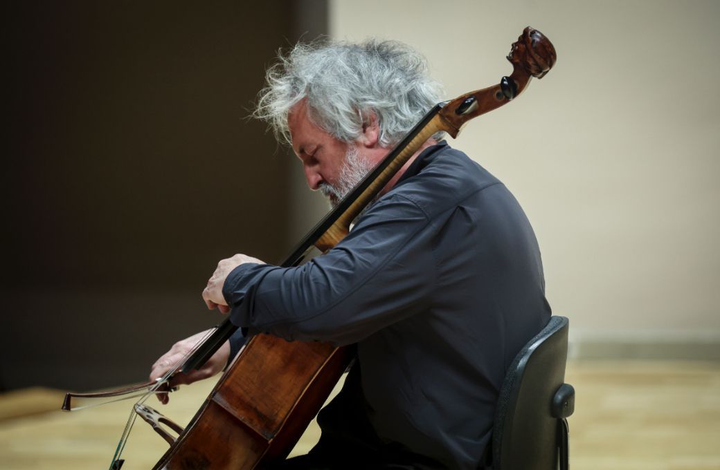 Mario Brunello &copy; Elvira Meg&iacute;as | Centro Nacional de Difusi&oacute;n Musical (CNDM)