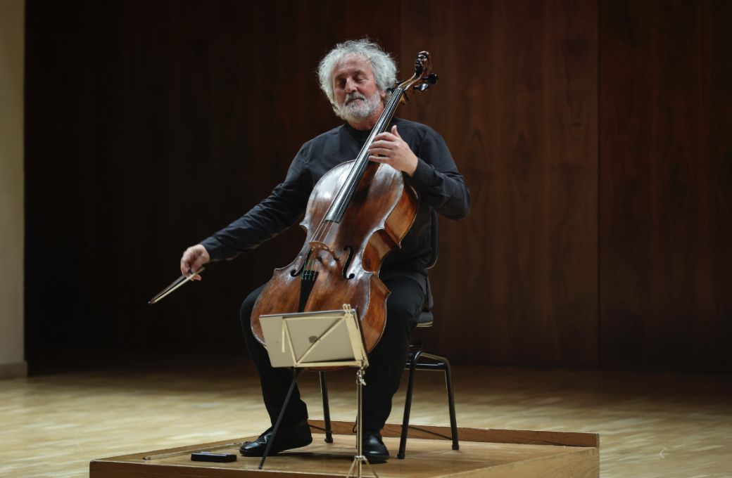 Mario Brunello &copy; Elvira Meg&iacute;as | Centro Nacional de Difusi&oacute;n Musical (CNDM)