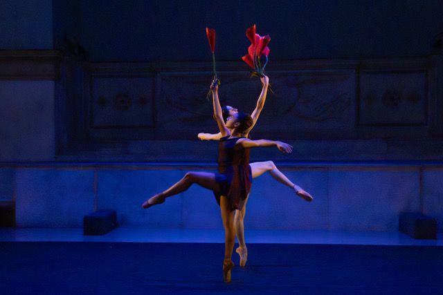Sarah Stafford (in front) in <i>All the Flowers Behind Us</i> © Hisae Aihara