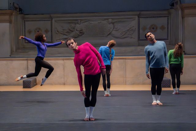 New York Theatre Ballet in Merce Cunningham's <i>How to Pass, Kick, Fall and Run</i> © Hisae Aihara