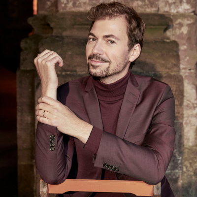 &copy; Gregor Hohenberg