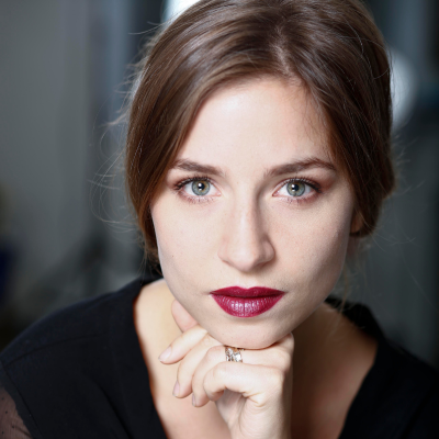 &copy; Julie Reggiani