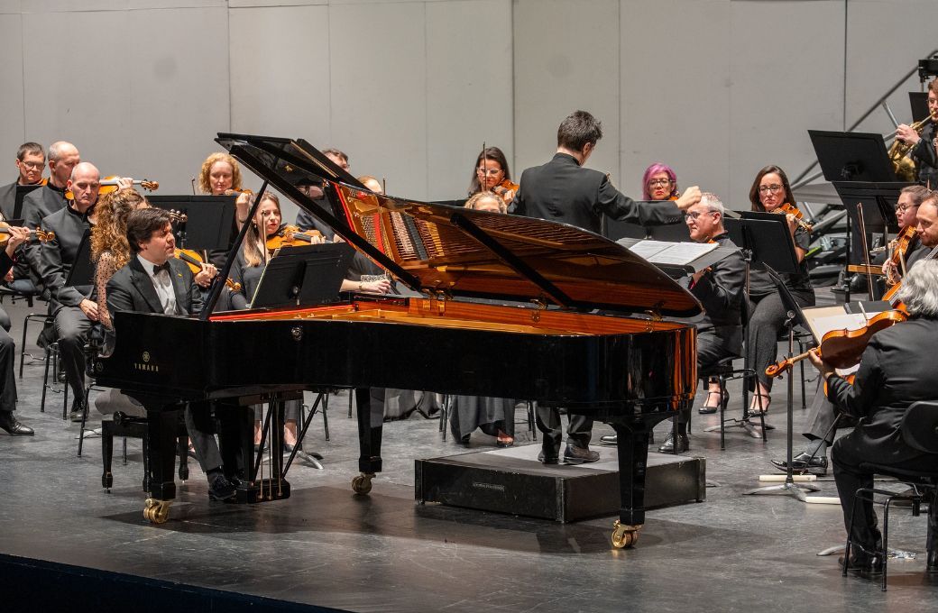 Vadym Kholodenko junto a la OEX y la Orchestre de Chambre de Toulouse © Orquesta de Extremadura