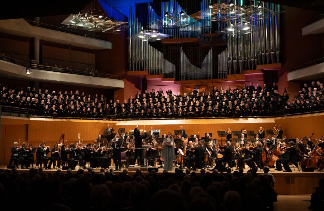 The Hall&eacute; Choir, Youth Choir and Orchestra &copy; Sharyn Bellemakers | The Hall&eacute;