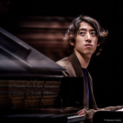 &copy; Sebastian Madej