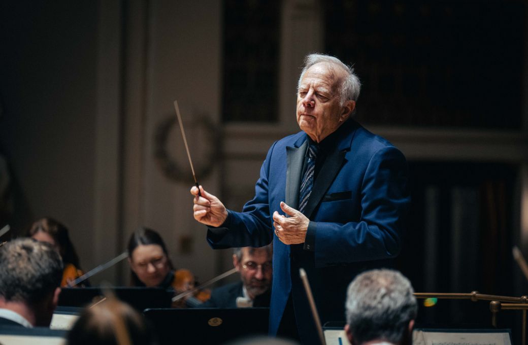 Leonard Slatkin conducts the Prague Symphony Orchestra &copy; Petr Chodura