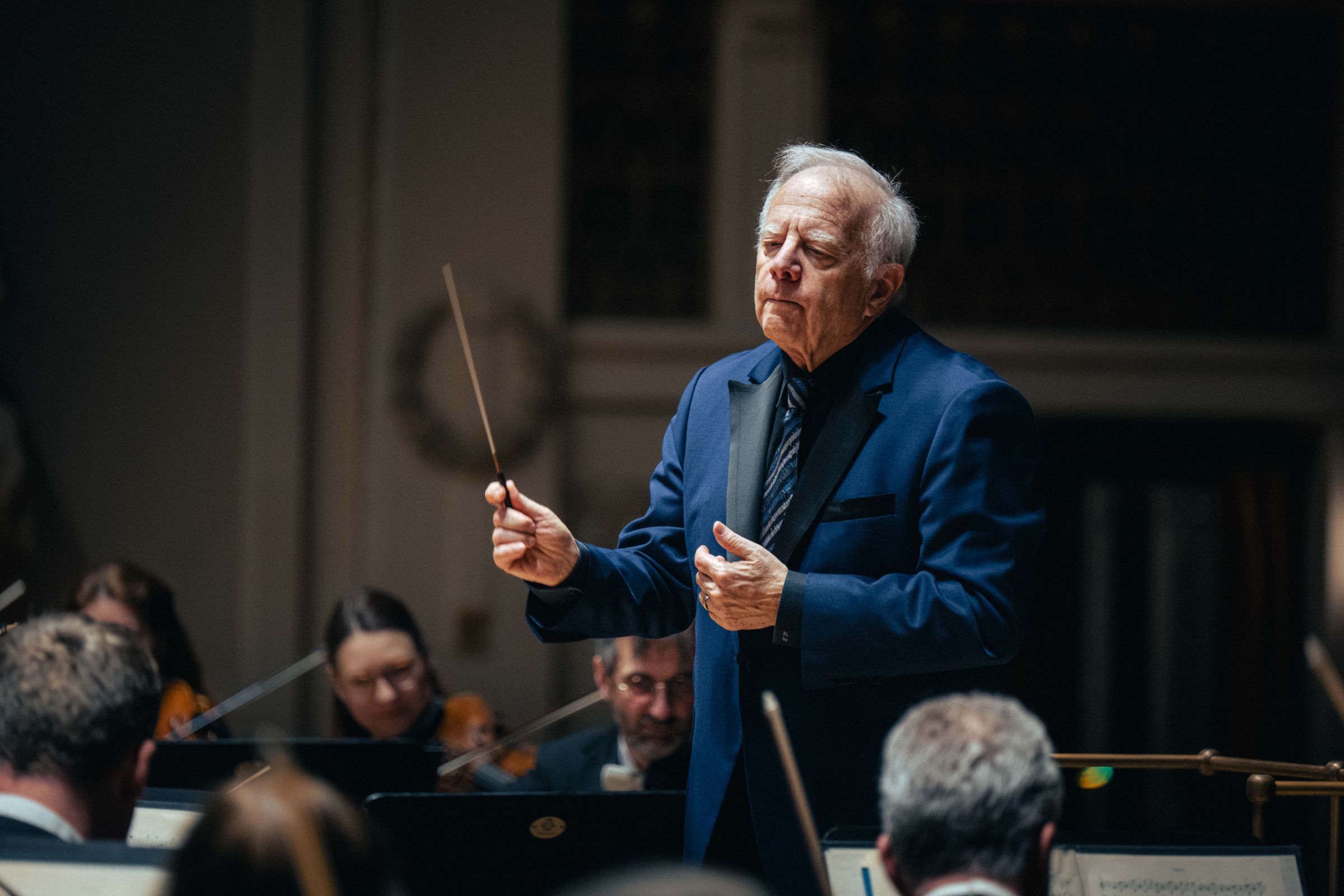 Leonard Slatkin conducts the Prague Symphony Orchestra &copy; Petr Chodura