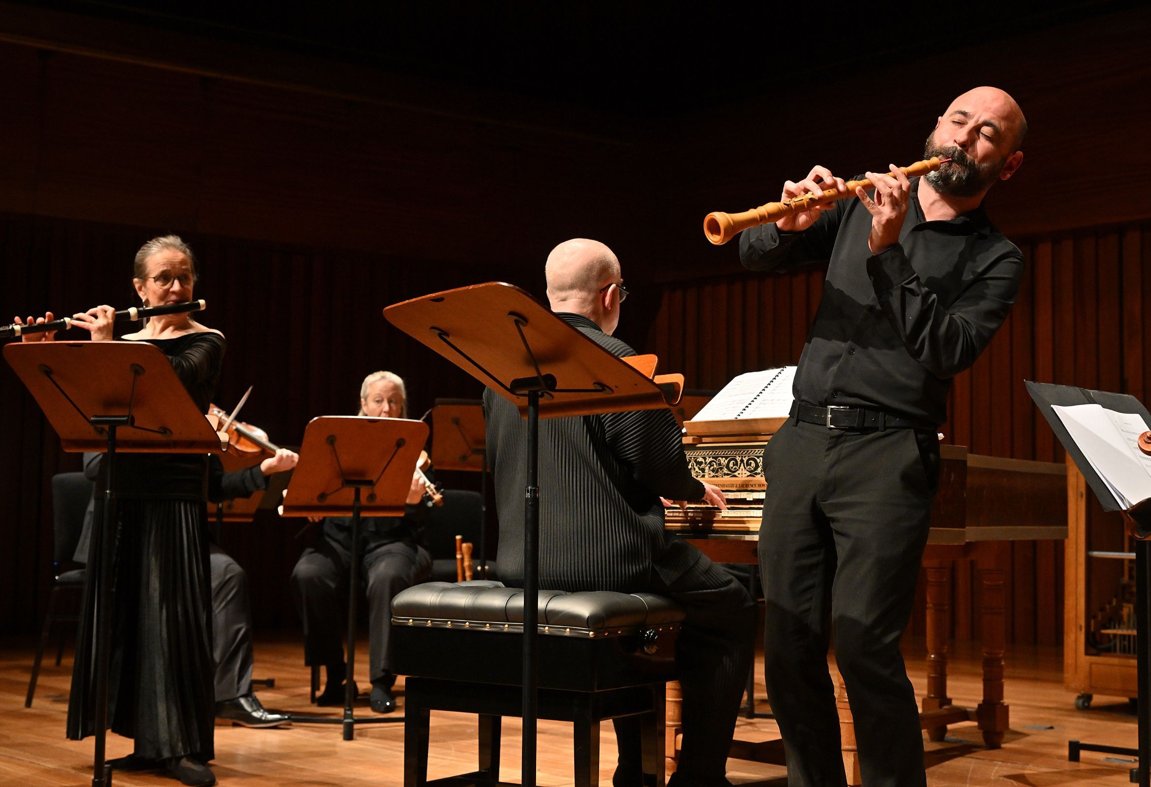 Rachel Brown and Leo Duarte with the Academy of Ancient Music &copy; Mark Allan