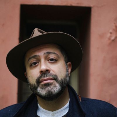 &copy; Alex Kozobolis