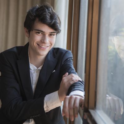 &copy; Michael Pavia