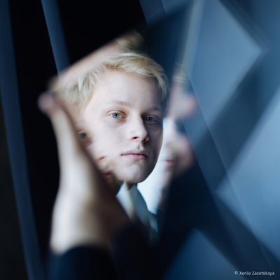 &copy; Xenie Zasetskaya