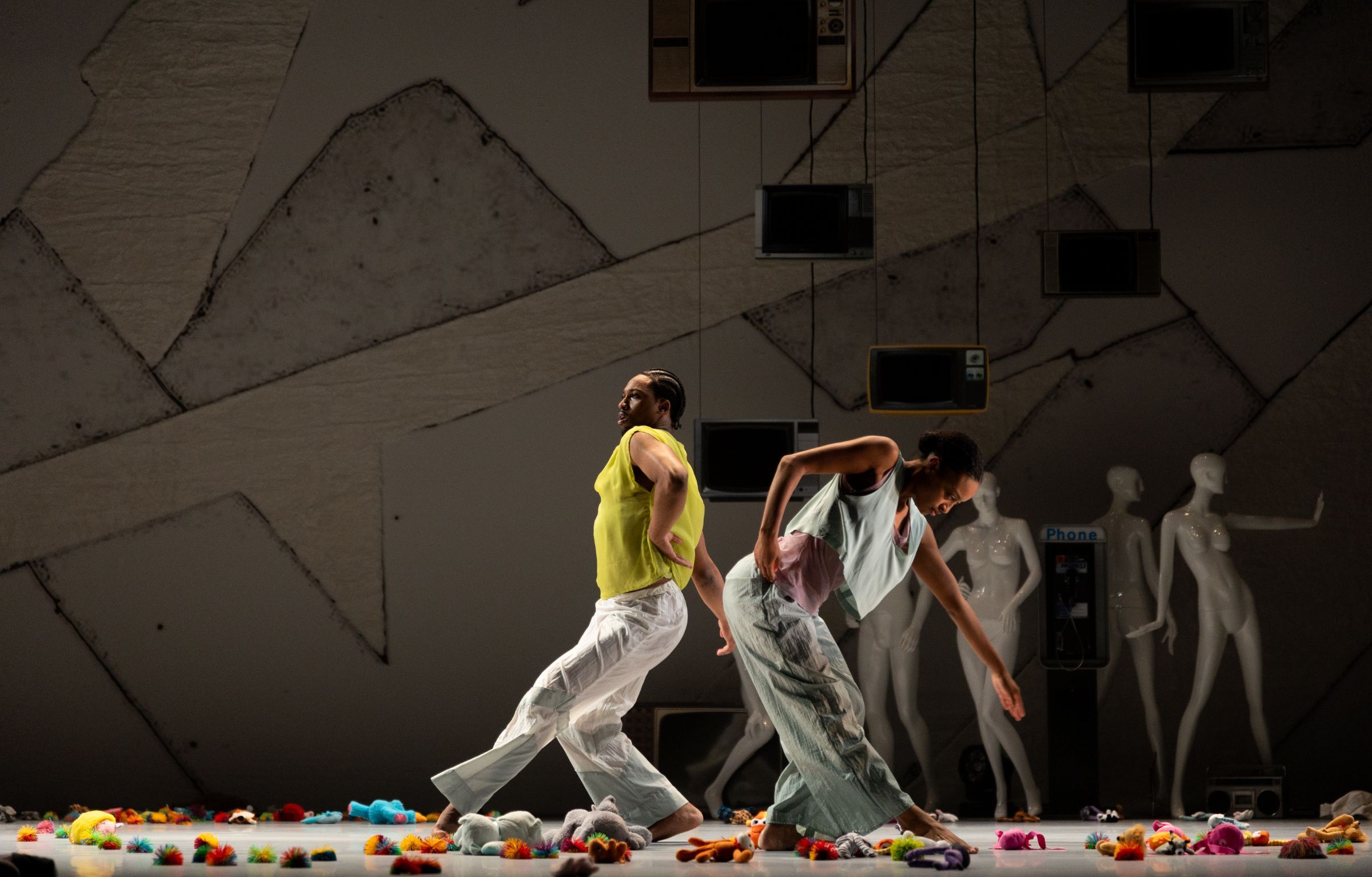 Alysia Johnson and Destin Morisset in Kyle Abraham's <i>Cassette Vol. 1</i> &copy; Alexander Diaz