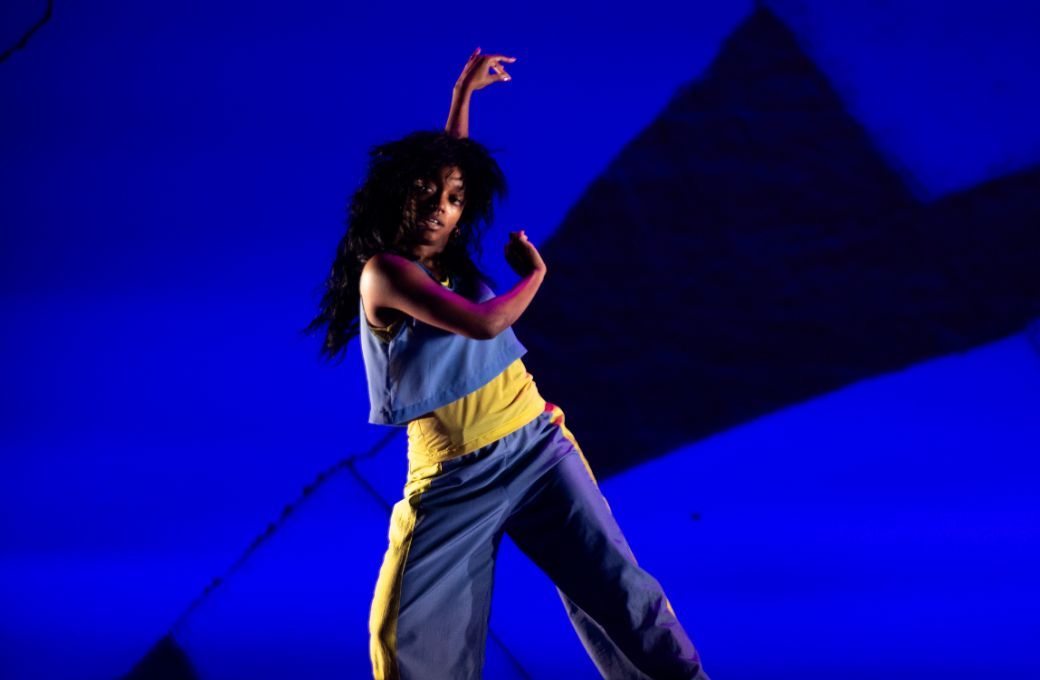 Keturah Stephen in Kyle Abraham's <i>Cassette Vol. 1</i> &copy; Alexander Diaz