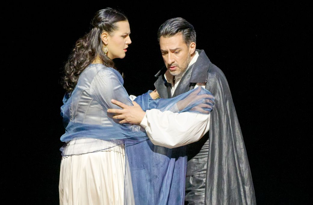 Federica Lombardi (Amelia) and Charles Castronovo (Gabriele Adorno) &copy; Wiener Staatsoper | Michael P&ouml;hn