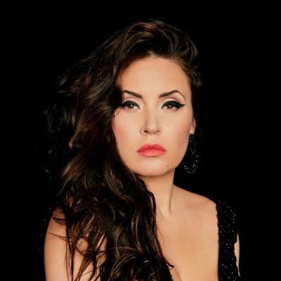 &copy; Victor Santiago