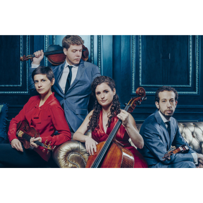 &copy; Averio Truglia