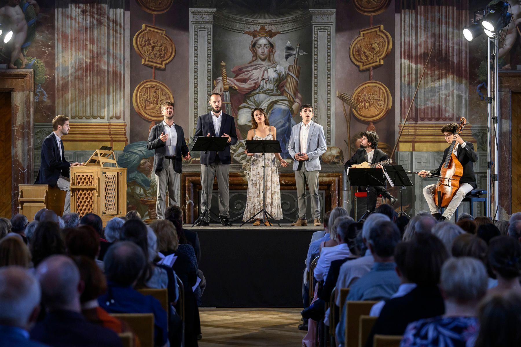 Jorge Losana performs with Cantoría &copy; Petra Hajská