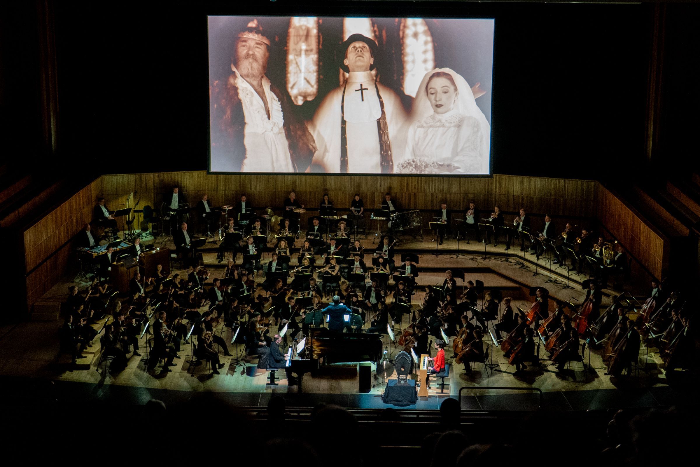 The Royal Philharmonic Orchestra play <i>Turangalîla</i> © Pete Woodhead