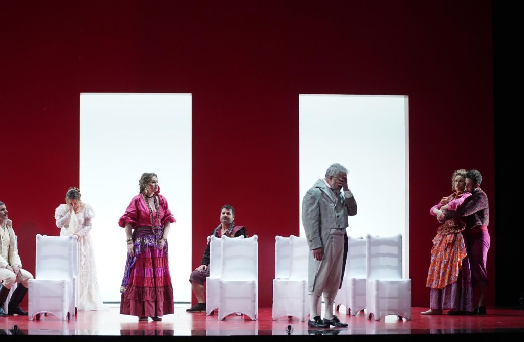 Escena de <i>El gitano por amor</i> en el Teatro de la Zarzuela &copy; Elena del Real | Teatro de la Zarzuela