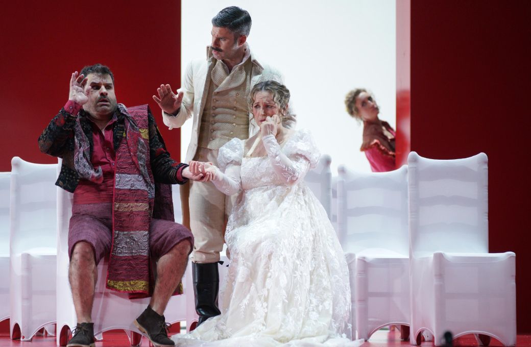 J. A. Sanabria (Hernando), J. &Aacute;. Florido (Manolo), Mar&iacute;a Jos&eacute; Moreno (In&eacute;s) y Bego&ntilde;a G&oacute;mez (Laura) &copy; Elena del Real | Teatro de la Zarzuela