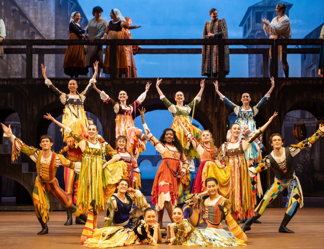 The Australian Ballet in John Cranko&rsquo;s <i>Romeo and Juliet</i> &copy; Daniel Boud