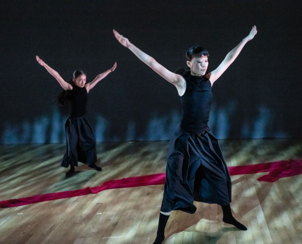 Lu Wang and Yuxi Liu in <i>Truth</i> © Steven Pisano