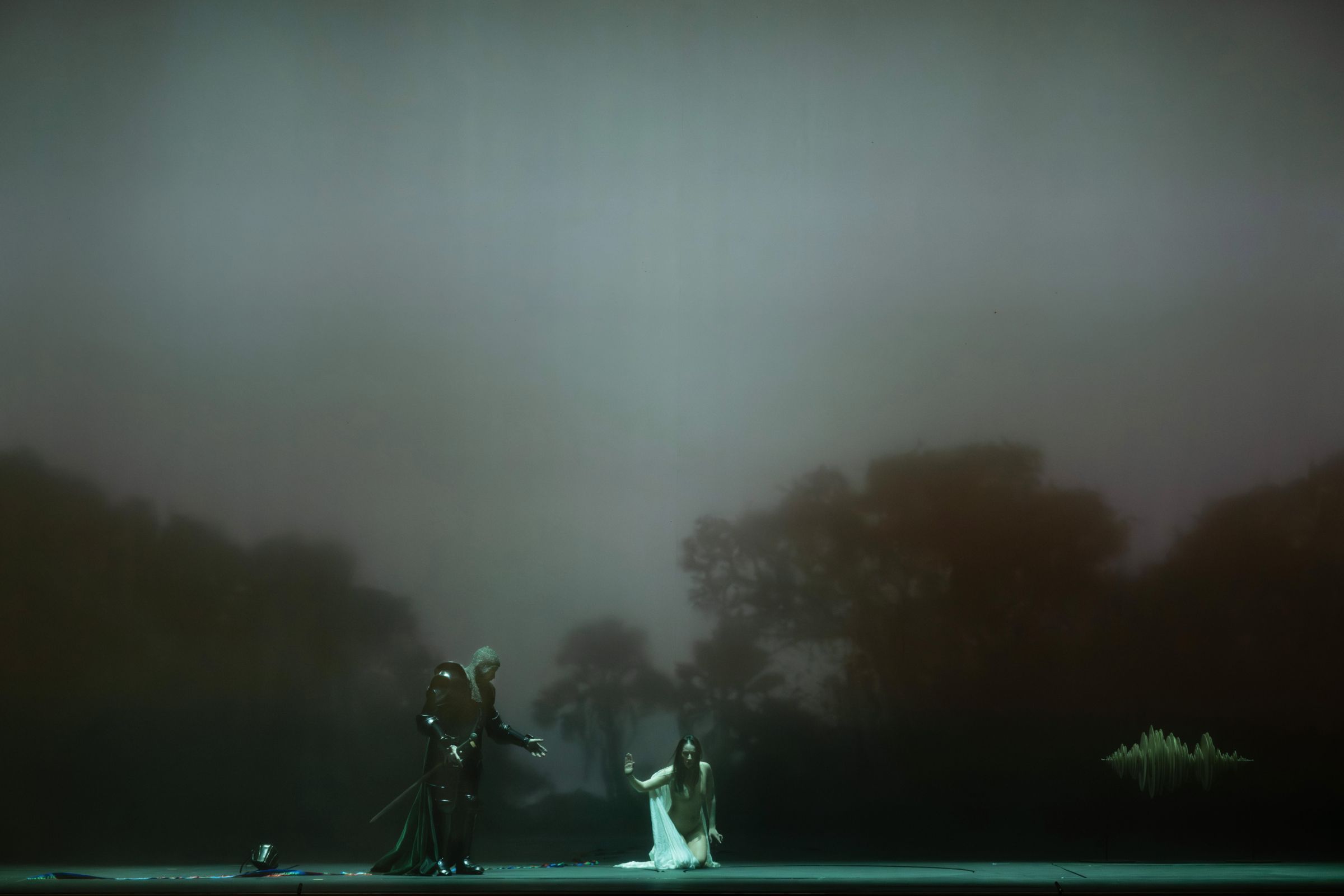 Simon Keenlyside (Golaud) and Sara Blanch (Mélisande) &copy; Monika Rittershaus | Teatro alla Scala