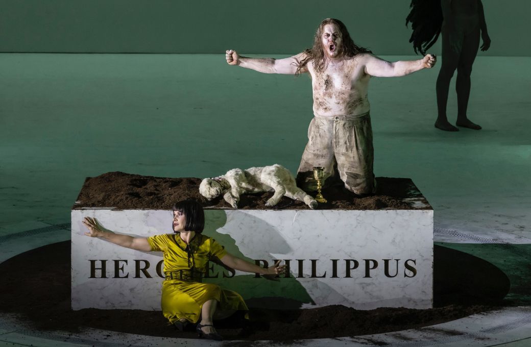 Vida Miknevičiūtė (Salom&eacute;) y Nicholas Brownlee (Jochanaan) &copy; Miguel Lorenzo &amp; Mikel Ponce | Les Arts