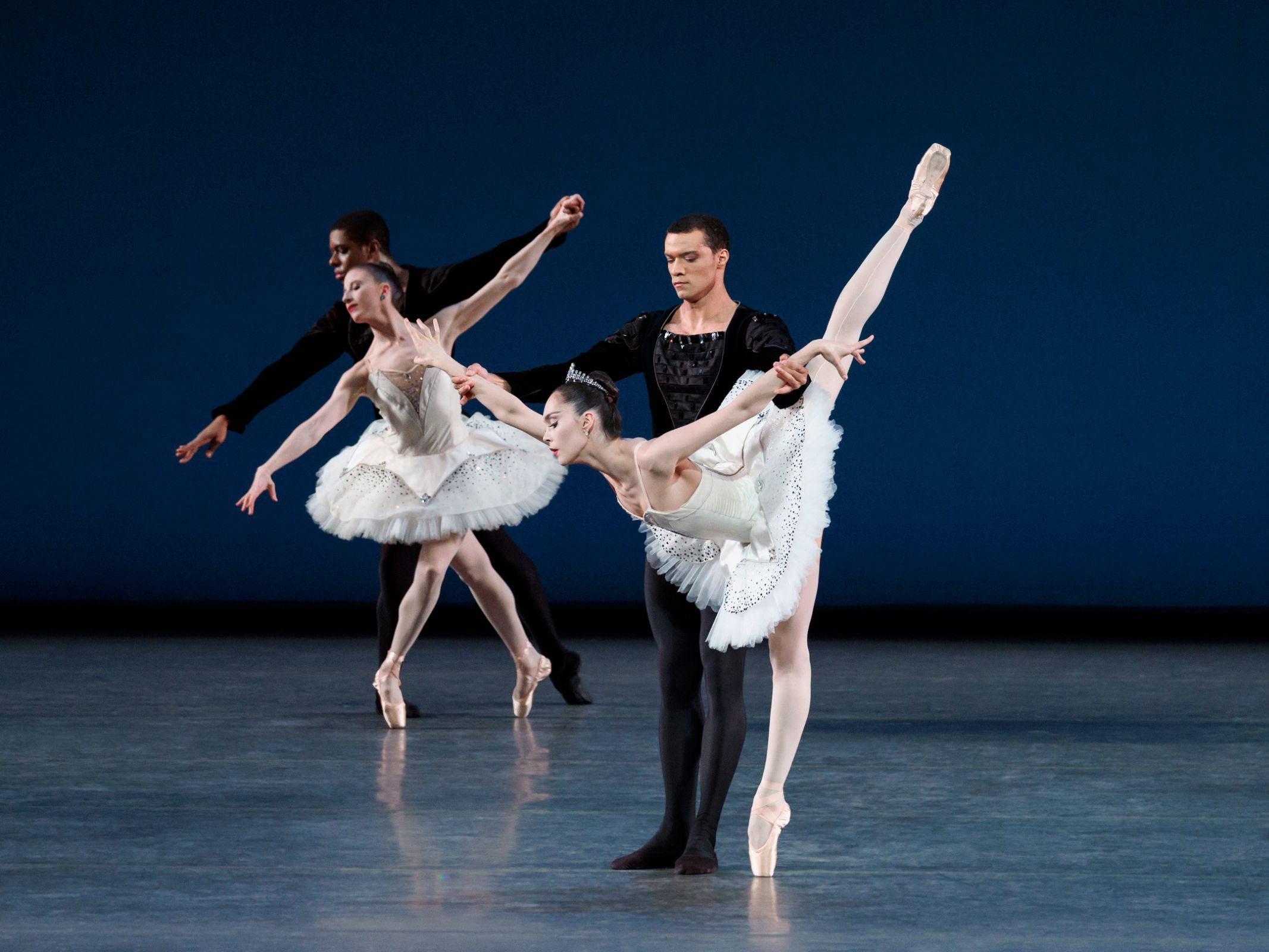 Mira Nadon and Preston Chamblee in George Balanchine’s <i>Symphony in C</i> &copy; Erin Baiano
