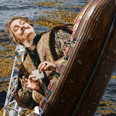 &copy; Collage - Imina Geilmann