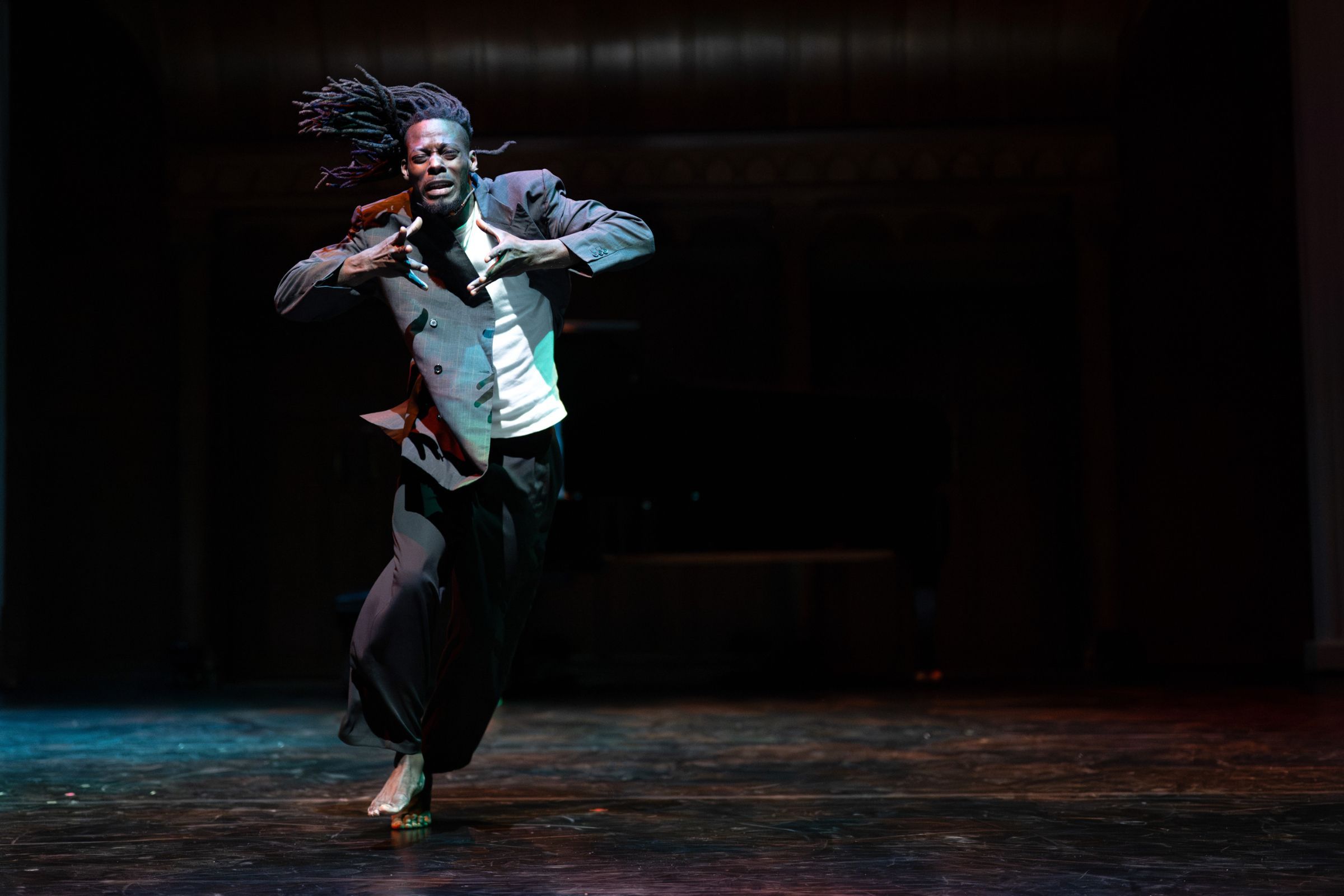 Germain Zambi in <i>Frame</i> for Ballet Nights &copy; Deborah Jaffe