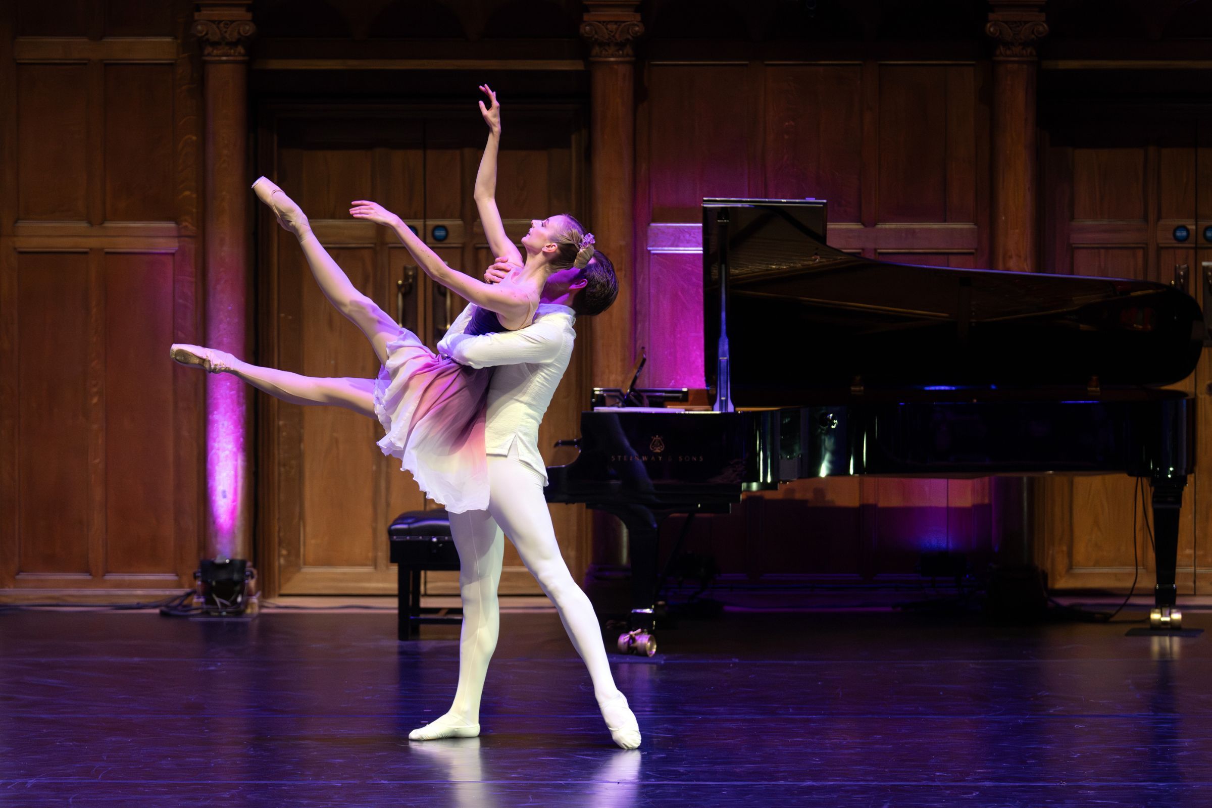 Hannah Carter and Lucius Kirst of Pittsburgh Ballet Theatre in Trey McIntyre’s <i>Nutcracker</i> &copy; Deborah Jaffe
