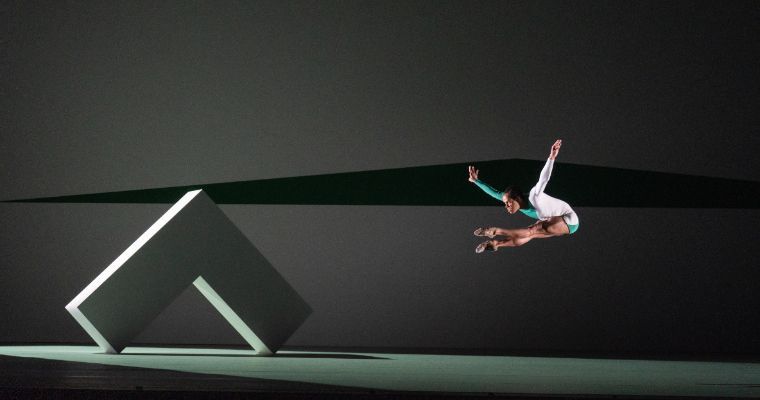 Joseph Sissens in Wayne McGregor's <i>Untitled, 2023</i> © 2026 RBO. Photographed by Andrej Uspenski