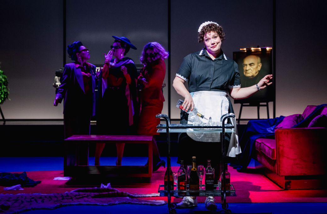 Hannah Edmunds (Maid) © RBO | Mark Senior